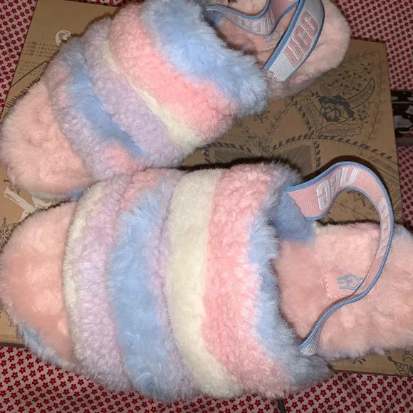 UGG Fluff Yeah Pastel Pride Slides Womens Size 8 - Picture 4 of 5